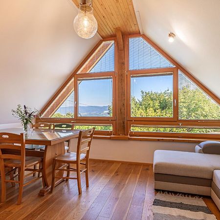 Vineyard Cottage Skatlar 3 Otočec Eksteriør billede