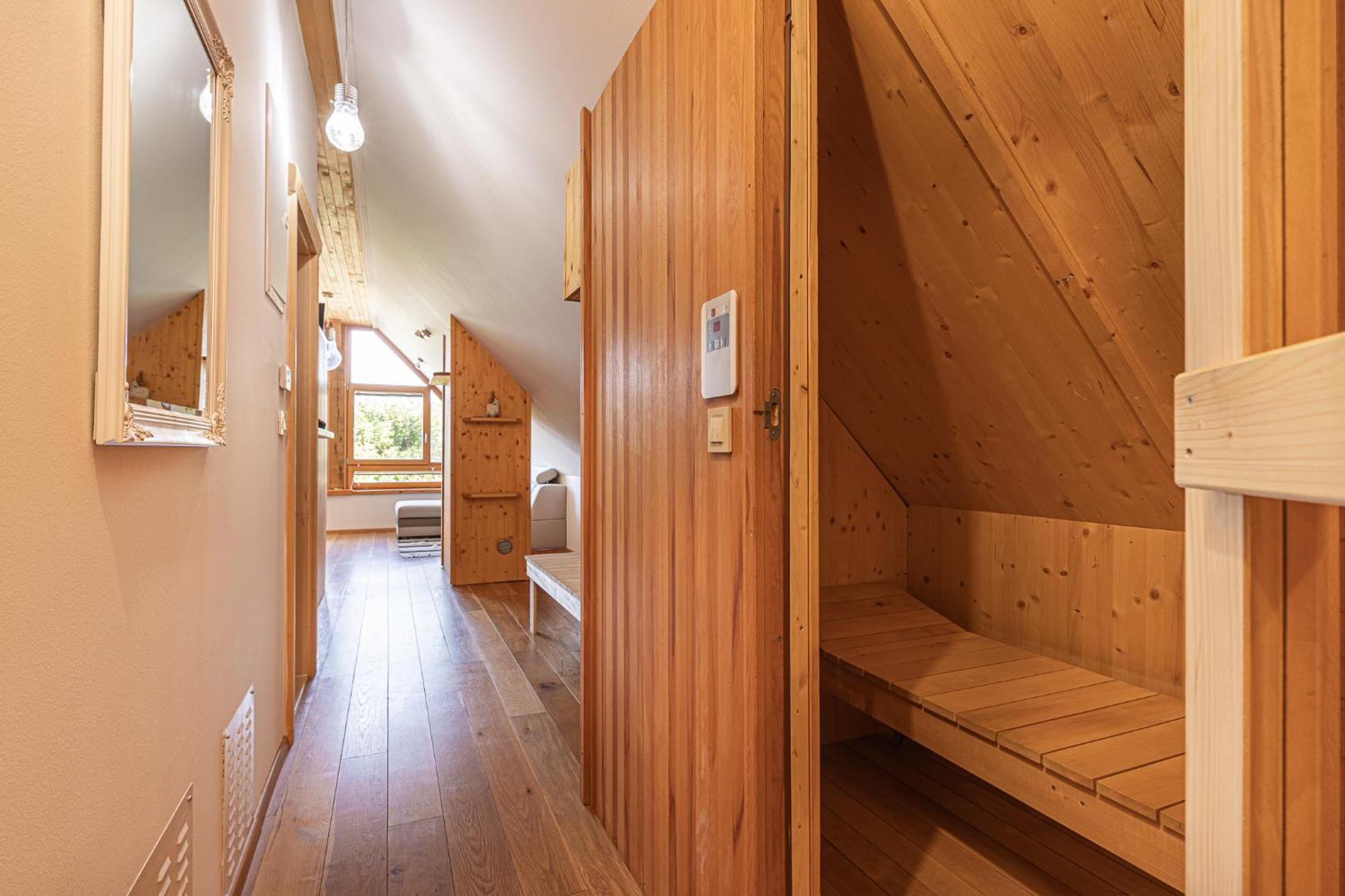 Vineyard Cottage Skatlar 3 Otočec Eksteriør billede